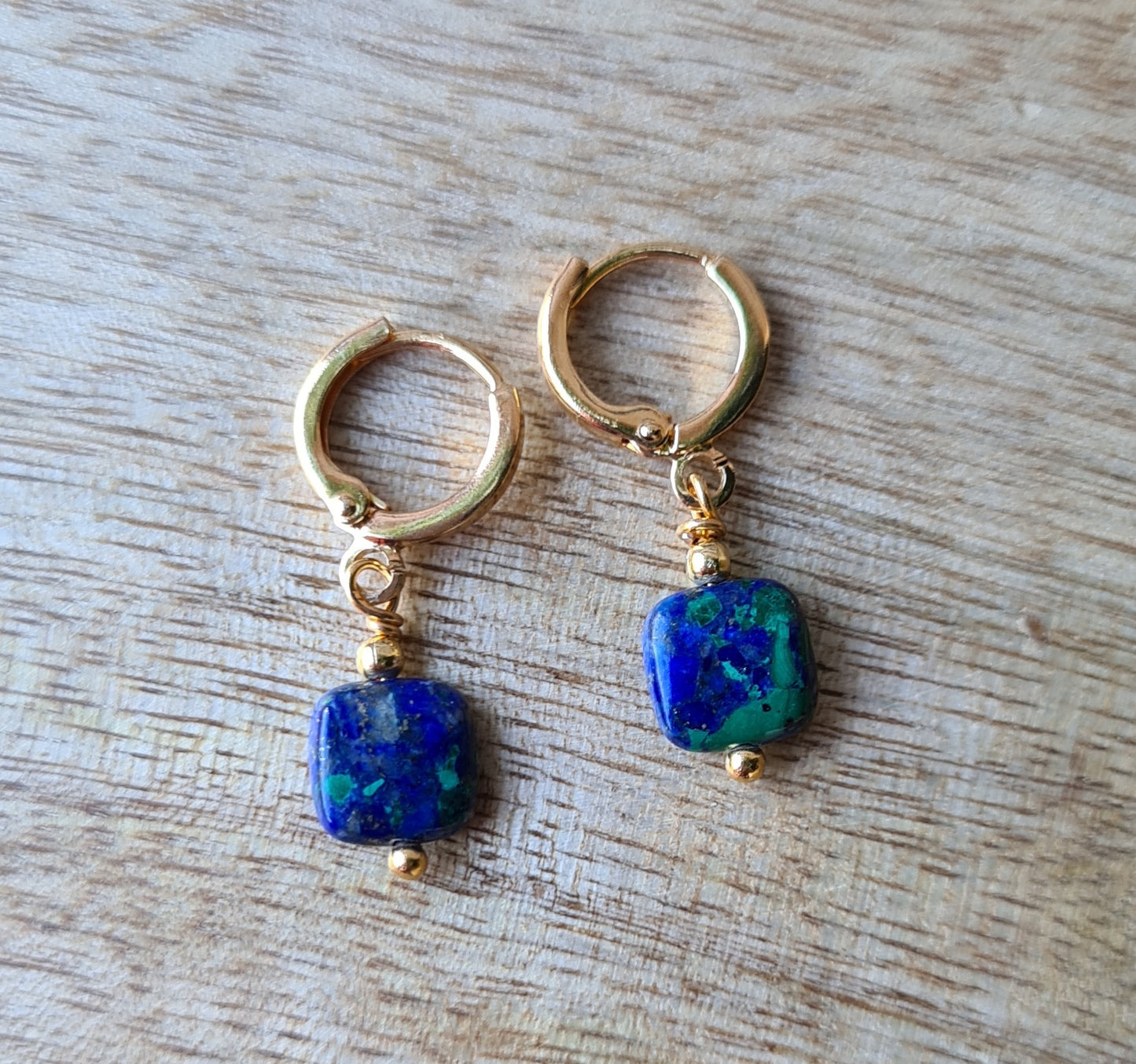 Boucles d'oreilles "Éléa" Azurite malachite dorées à l'or fin 24kt