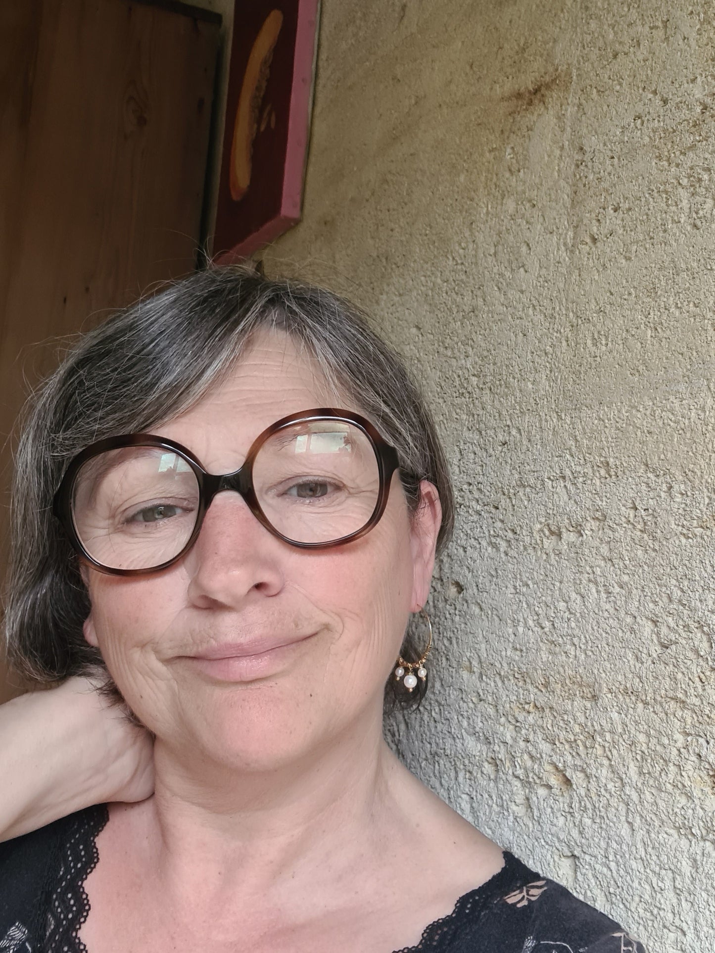 Boucles "Constance" Créoles perles de culture et hématite doré